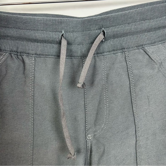 Kühl women’s treks straight pull on Cargo Pants size S Regular in charcoal  gray - Picture 8 of 16